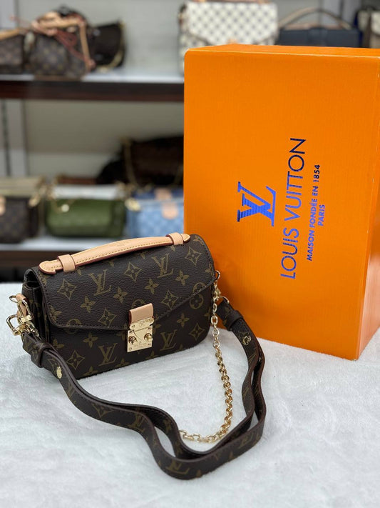 Pochette Metis est-ouest