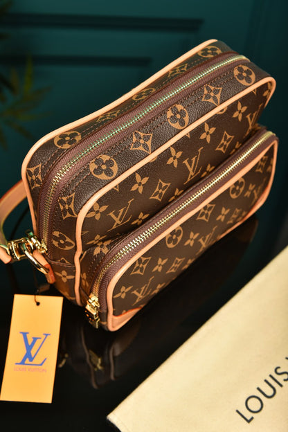 Nil Crossbody