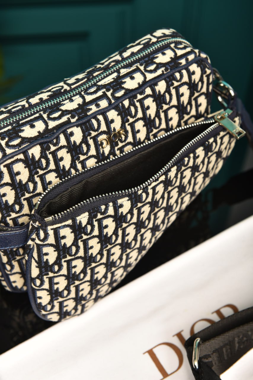 Saddle Triple Pouch