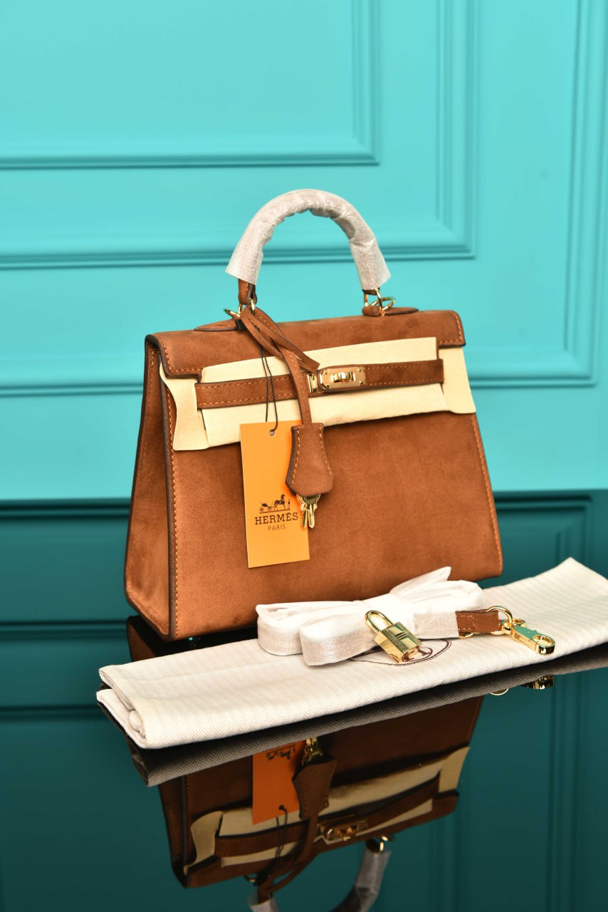 '- Kelly 25 ( Suede )