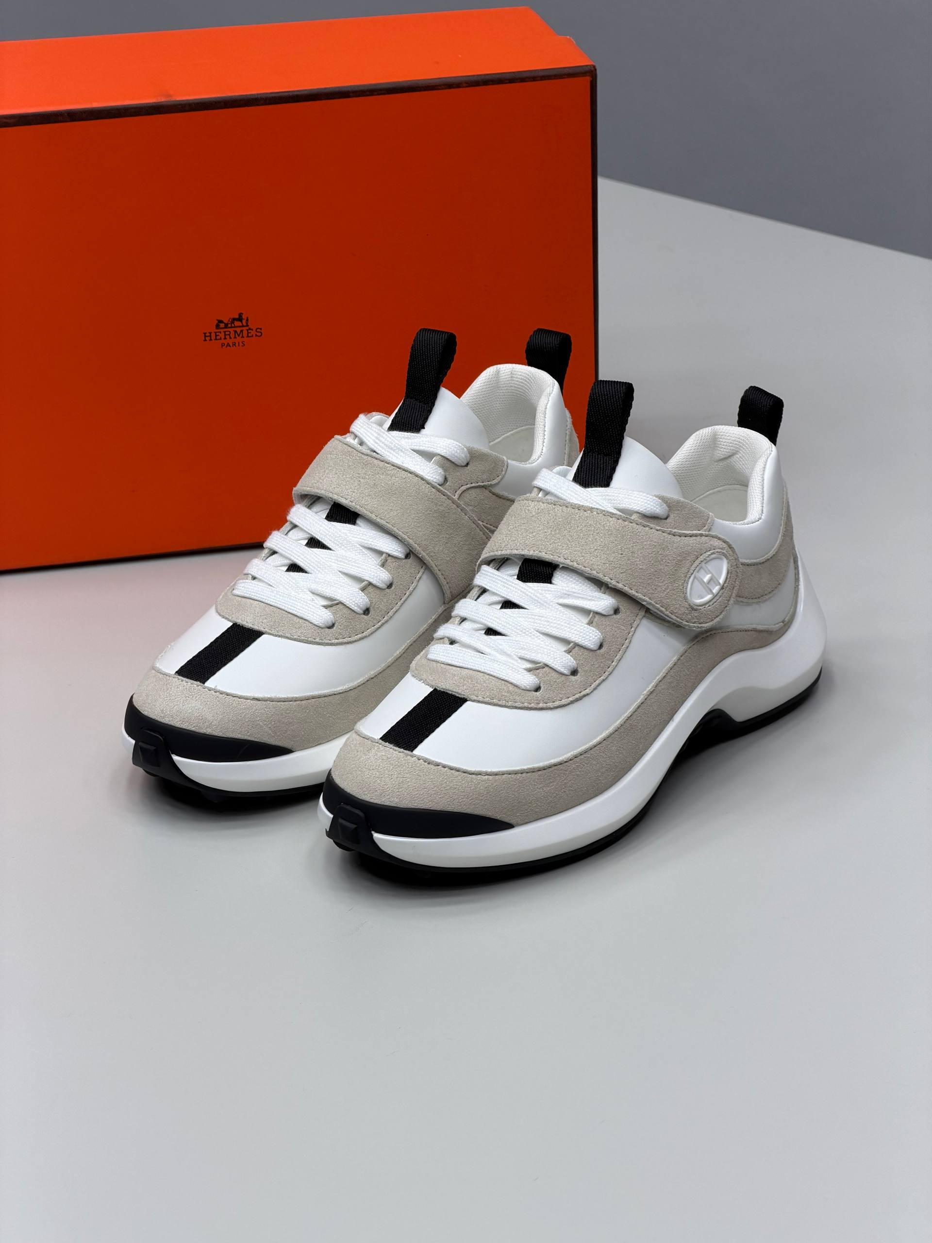 '- 21 ( Real Leather )