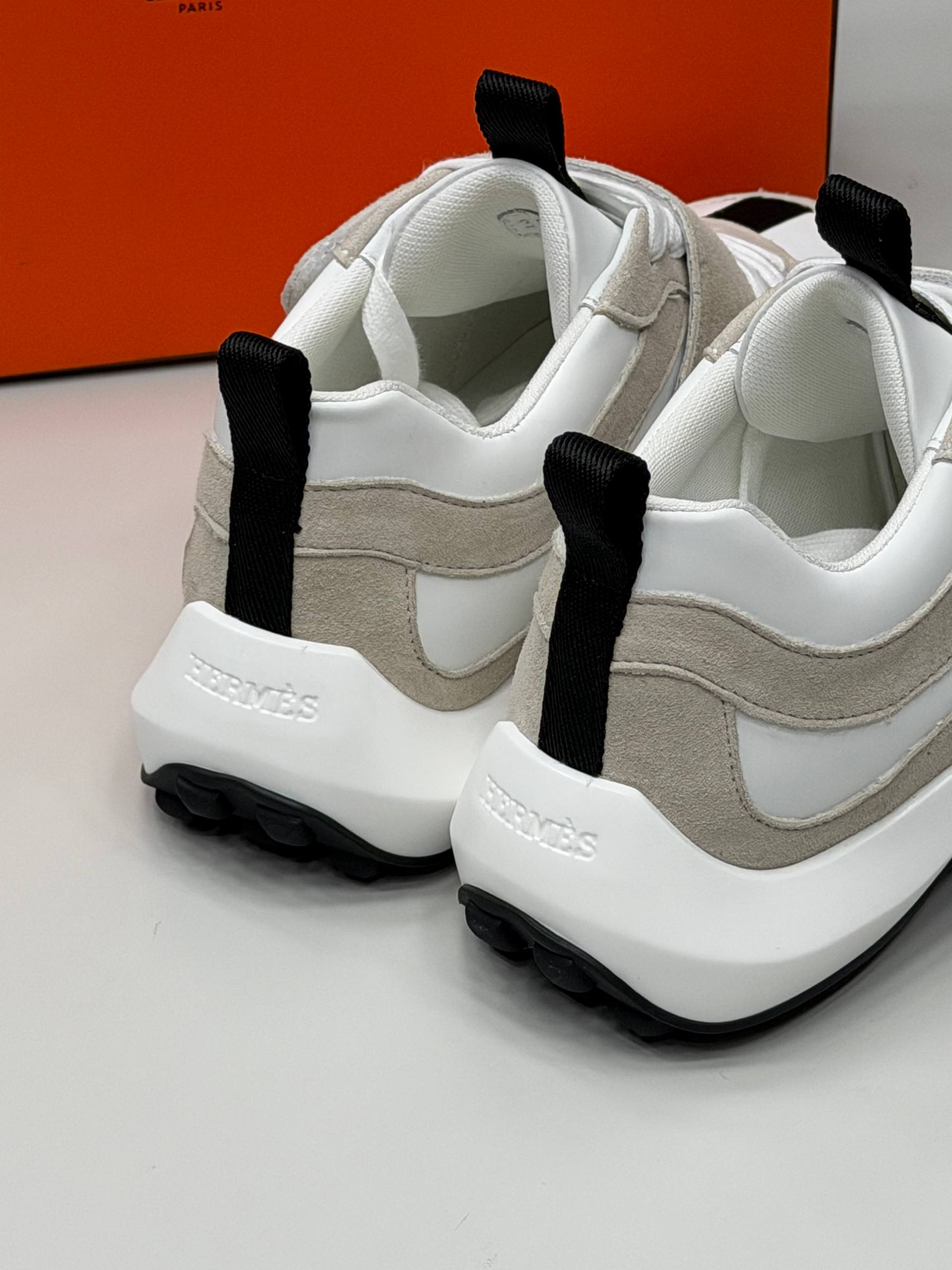 '- 21 ( Real Leather )