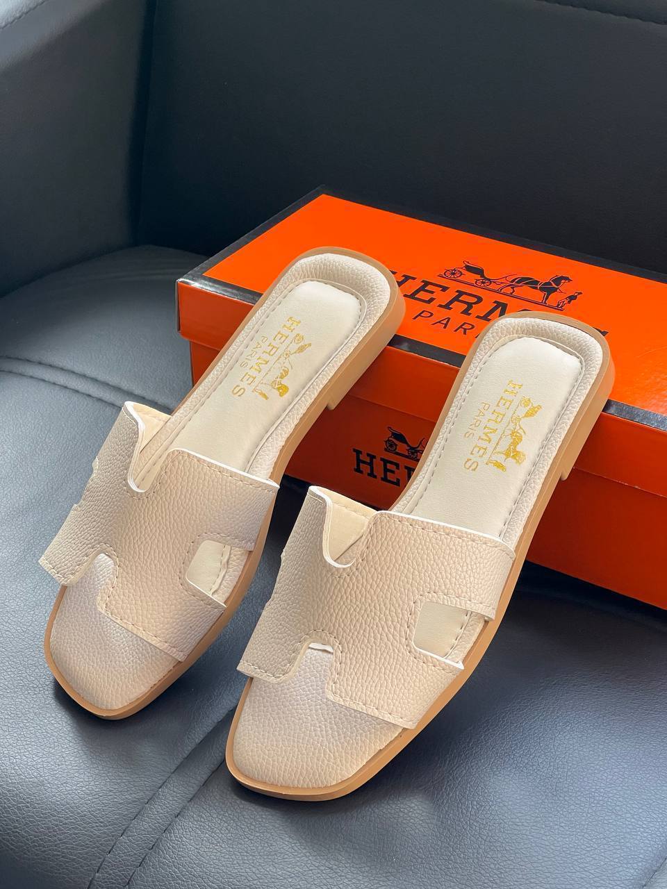 HRM Slipper