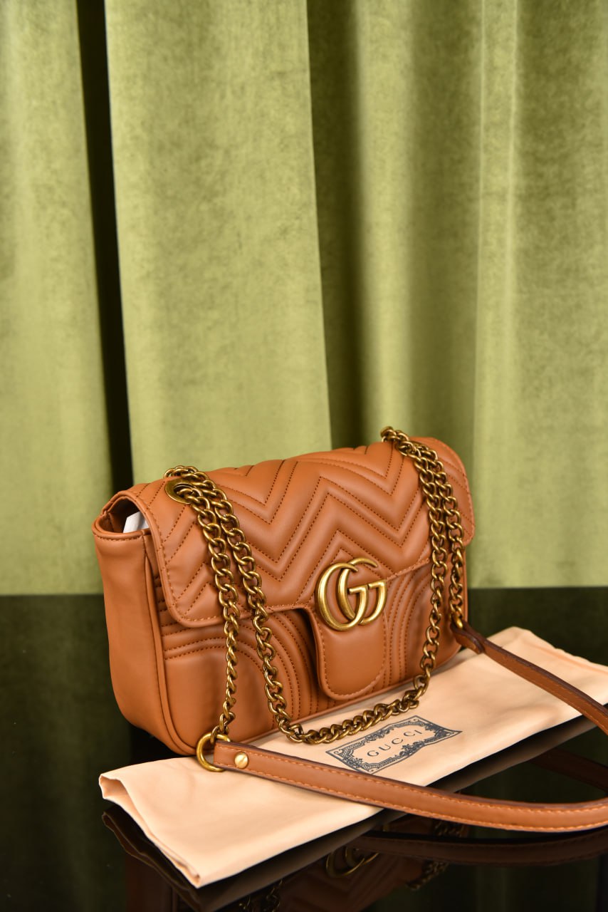 Marmont Medium